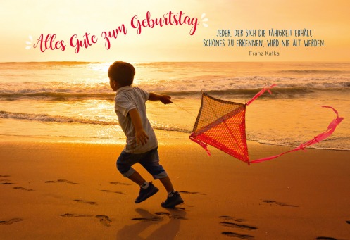 Fair Trade Photo Greeting Card Activity, Beach, Boy, Child, Colour image, Congratulations, Emotions, Felicidad sencilla, Happiness, Happy, Holiday, Horizontal, Kite, People, Peru, Play, Playing, Sea, South America, Sunset