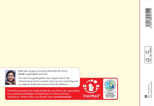 Fair Trade Photo Greeting Card Birthday, Button, Cake, Candle, Closeup, Colour image, Cupcake, Flame, Invitation, Party, Peru, Shooting style, South America, Vertical, Wood Backside