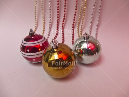 Fair Trade Photo Christmas, Christmas ball, Colour image, Gold, Horizontal, Indoor, Peru, Red, Silver, South America, Studio, Tabletop