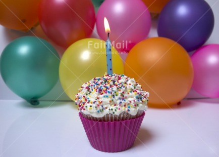 Fair Trade Photo Balloon, Birthday, Cake, Candle, Colour image, Colourful, Day, Horizontal, Indoor, Invitation, Multi-coloured, Party, Peru, South America, Studio, Tabletop