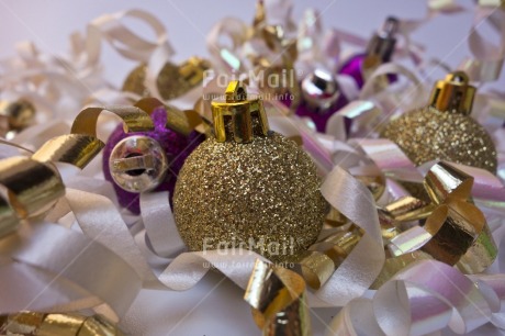 Fair Trade Photo Christmas, Christmas ball, Closeup, Colour image, Decoration, Gold, Horizontal, Indoor, Peru, Purple, Silver, South America, Studio, Tabletop