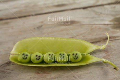 Fair Trade Photo Bean, Colour image, Food and alimentation, Funny, Get well soon, Green, Health, Pea, Peru, Smile, South America, Vegetables, Wellness