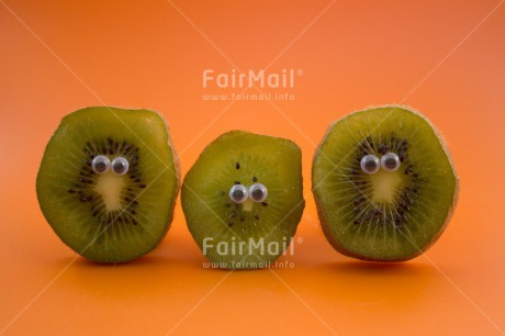 Fair Trade Photo Closeup, Colour image, Food and alimentation, Fruits, Funny, Get well soon, Green, Health, Kiwi, Orange, Peru, South America, Studio