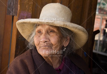 Fair Trade Photo Activity, Horizontal, Latin, Looking away, Old age, One woman, People, Peru, Rural, Smiling, Sombrero, South America