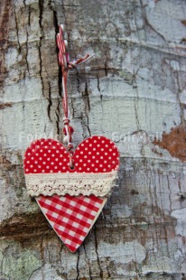 Fair Trade Photo Closeup, Colour image, Heart, Love, Peru, Red, Shooting style, South America, Valentines day, Vertical, Vintage, White