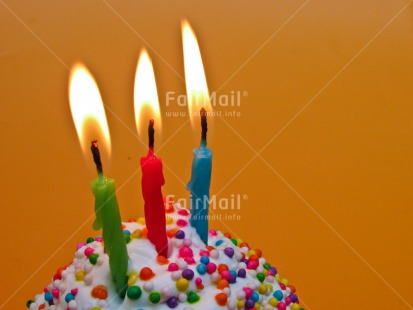 Fair Trade Photo Birthday, Candle, Closeup, Cupcake, Flame, Food and alimentation, Fruits, Horizontal, Invitation, Orange, Party, Peru, South America, Studio, Sweets