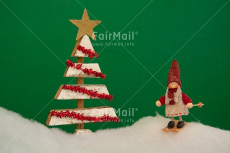 Fair Trade Photo Christmas, Colour image, Horizontal, Peru, Seasons, Sleigh, Sleighing, Snow, South America, Star, Tree, Winter