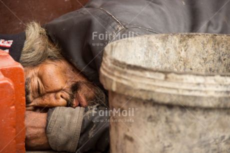 Fair Trade Photo Activity, Colour image, Horizontal, Market, Old age, One man, People, Peru, Sleeping, South America, Streetlife
