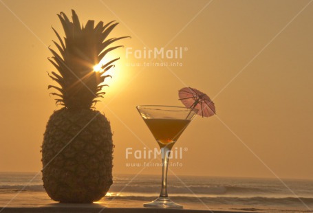 Fair Trade Photo Beach, Cocktail, Colour image, Food and alimentation, Fruits, Holiday, Horizontal, Invitation, Party, Peru, Pineapple, South America, Summer, Sunset, Travel