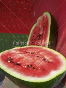 Fair Trade Photo Artistique, Colour, Colour image, Day, Food and alimentation, Fruits, Green, Outdoor, Peru, Red, South America, Vertical, Watermelon