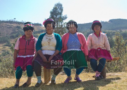Fair Trade Photo Clothing, Colour image, Ethnic-folklore, Friendship, Group of women, Horizontal, Latin, People, Peru, Portrait fullbody, Rural, Smiling, South America, Traditional clothing