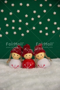 Fair Trade Photo Christmas, Colour image, Friendship, Green, Peru, Red, Seasons, Smile, Snow, South America, Star, Vertical, White, Winter