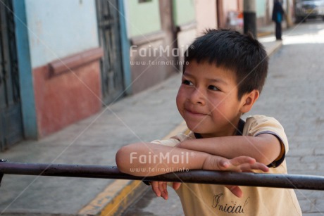 Fair Trade Photo Colour image, Horizontal, One boy, People, Peru, Portrait halfbody, Smiling, South America, Streetlife
