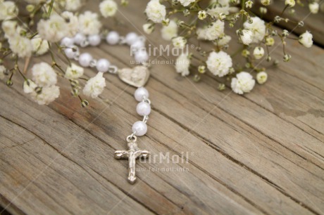 Fair Trade Photo Christianity, Colour image, Communion, Confirmation, Cross, Flowers, Horizontal, Peace, Peru, Religion, South America, Table, White, Wood