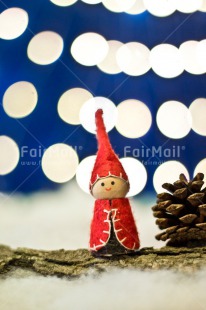 Fair Trade Photo Christmas, Colour image, Light, Peluche, Peru, Pine cone, Red, Snow, South America, Vertical