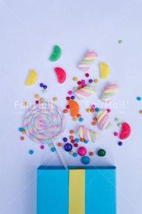 Fair Trade Photo Birthday, Candy, Colour, Colour image, Colourful, Food and alimentation, Lollipop, Party, Peru, Place, South America, Sweet, Vertical