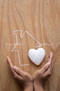 Fair Trade Photo Body, Build, Colour, Colour image, Food and alimentation, Hand, Heart, Home, Move, Nest, New home, New life, Object, Owner, Peru, Place, South America, Sweet, Vertical, Welcome home, White, Wood