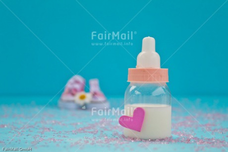 Fair Trade Photo Biberon, Birth, Colour image, Daisy, Flower, Girl, Heart, Horizontal, New baby, People, Peru, Pink, Shoe, South America