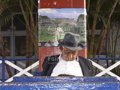 Fair Trade Photo Activity, Clothing, Colour image, Dailylife, Funny, Hat, Horizontal, Multi-coloured, Old age, One man, Outdoor, People, Peru, Portrait halfbody, Relaxing, Sleeping, South America