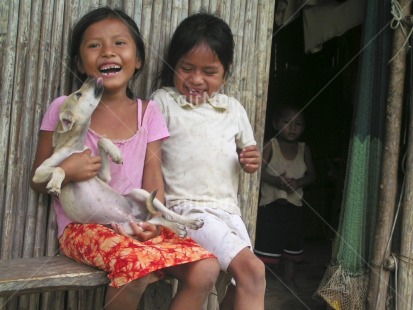 Fair Trade Photo Activity, Animals, Colour image, Cute, Dailylife, Dog, Emotions, Family, Friendship, Happiness, Horizontal, Looking away, Outdoor, People, Peru, Portrait halfbody, Rural, Sitting, Smile, Smiling, South America, Together, Tooth, Two girls