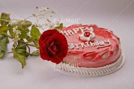 Fair Trade Photo Birthday, Cake, Closeup, Colour image, Congratulations, Flower, Food and alimentation, Horizontal, Letter, Peru, Red, Rose, South America, White