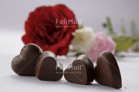 Fair Trade Photo Chocolate, Colour image, Flower, Heart, Horizontal, Indoor, Love, Peru, Rose, South America, Studio, Tabletop, Valentines day