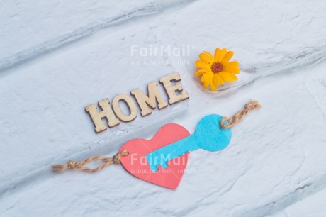 Fair Trade Photo Build, Colour, Colour image, Food and alimentation, Heart, Home, Horizontal, Key, Move, Nest, New home, New life, Object, Owner, Peru, Place, Red, South America, Sweet, Welcome home, White