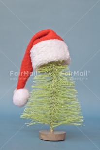 Fair Trade Photo Activity, Adjective, Blue, Celebrating, Christmas, Christmas decoration, Christmas hat, Christmas tree, Colour, Object, People, Present, Red, Santaclaus, Vertical