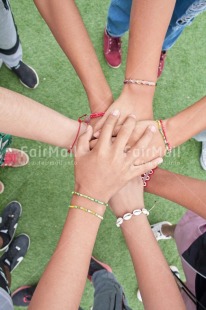 Fair Trade Photo Body, Bracelet, Colour, Colour image, Congratulations, Friendship, Get well soon, Green, Hand, Help, Hope, Horizontal, New beginning, Object, Peace, People, Peru, Place, Solidarity, South America, Strength, Success, Together, Tolerance, Union, Values, Vertical, Well done