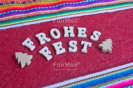 Fair Trade Photo Activity, Adjective, Celebrating, Christmas, Christmas decoration, Christmas tree, Colour, German, Horizontal, Letter, Object, Peruvian fabric, Present, Red, Text, White