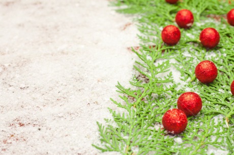 Fair Trade Photo Christmas, Christmas ball, Christmas decoration, Colour, Colour image, Green, Horizontal, Object, Place, Red, Snow, South America, White