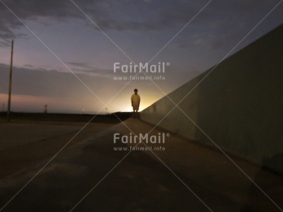 Fair Trade Photo Artistique, Emotions, Evening, Horizontal, Light, Loneliness, One boy, Outdoor, People, Peru, Sky, South America