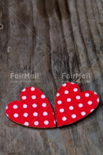 Fair Trade Photo Closeup, Colour image, Heart, Love, Marriage, Peru, Red, Shooting style, South America, Valentines day, Vertical, Wedding, White, Wood