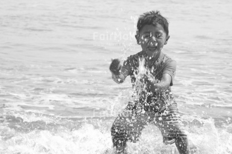 Fair Trade Photo Black and white, Emotions, Happiness, Horizontal, People, Peru, Sea, Shooting style, South America, Water