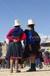 Fair Trade Photo Agriculture, Clothing, Colour image, Ethnic-folklore, Friendship, Hat, Market, People, Peru, Rural, Sombrero, South America, Traditional clothing, Two women, Vertical