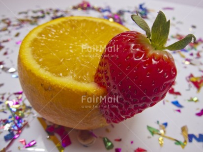 Fair Trade Photo Colour image, Day, Food and alimentation, Fruits, Get well soon, Horizontal, Indoor, Invitation, Orange, Party, Peru, South America, Strawberry, Studio, Tabletop