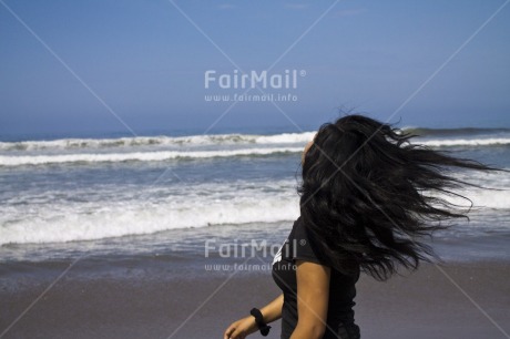Fair Trade Photo Activity, Artistique, Beach, Colour image, Emotions, Freedom, Happiness, Horizontal, Looking away, One girl, People, Peru, Portrait halfbody, Sea, Seasons, South America, Spring, Summer, Water