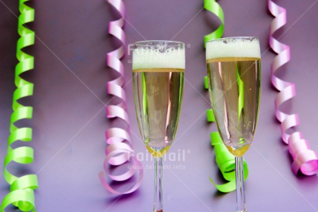 Fair Trade Photo Birthday, Champagne, Closeup, Colour image, Congratulations, Decoration, Food and alimentation, Green, Marriage, Party, Peru, Purple, South America, Studio, Wedding