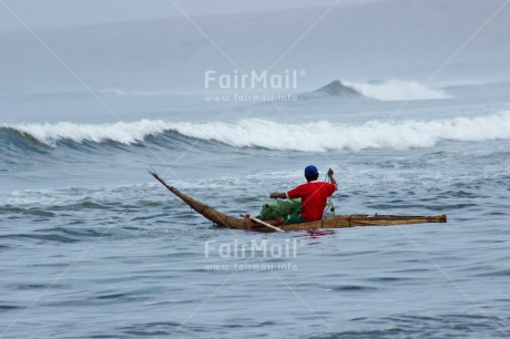 Fair Trade Photo Colour image, Fisheries, Fisherman, Fishing, Fishing boat, Horizontal, Peru, Sea, South America