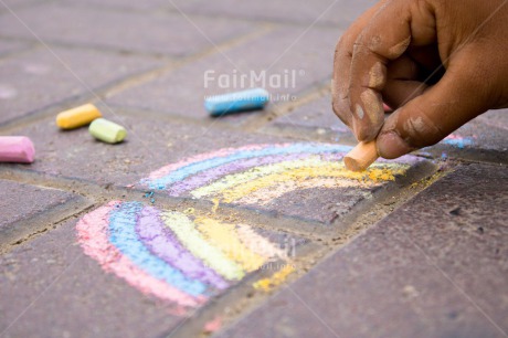 Fair Trade Photo Activity, Chalk, Child, Colour image, Draw, Drawing, Emotions, Felicidad sencilla, Hand, Happiness, Happy, Horizontal, New beginning, Peru, Play, Playing, Rainbow, South America