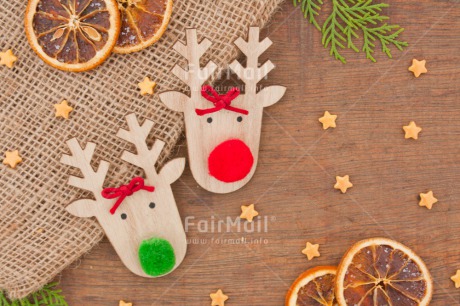 Fair Trade Photo Animals, Christmas, Christmas decoration, Colour, Colour image, Deer, Food and alimentation, Fruits, Green, Horizontal, Object, Orange, Place, Red, South America, Star