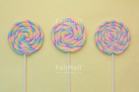 Fair Trade Photo Birthday, Caballito, Colour, Colour image, Horizontal, Lollipop, Object, Peru, Place, South America, Yellow