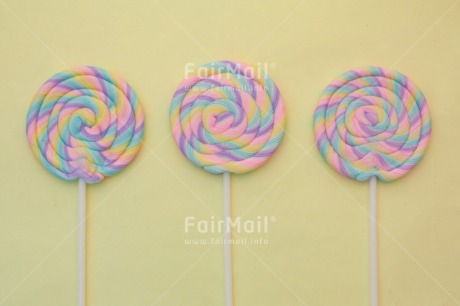 Fair Trade Photo Birthday, Caballito, Colour, Colour image, Horizontal, Lollipop, Object, Peru, Place, South America, Yellow