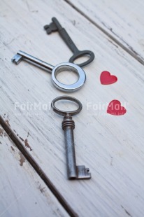 Fair Trade Photo Build, Colour, Colour image, Food and alimentation, Heart, Home, Key, Love, Move, Nest, New home, New life, Object, Owner, Peru, Place, Red, South America, Sweet, Vertical, Welcome home, White