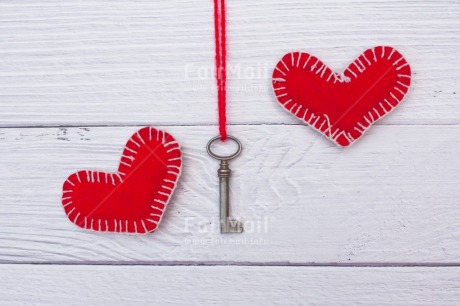 Fair Trade Photo Build, Colour, Colour image, Food and alimentation, Heart, Home, Horizontal, Key, Love, Move, Nest, New home, New life, Object, Owner, Peru, Place, Red, South America, Sweet, Welcome home, White
