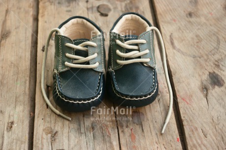 Fair Trade Photo Birth, Boy, Closeup, Colour image, Horizontal, New baby, People, Peru, Shoe, Shooting style, South America, Wood