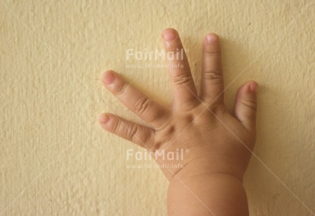 Fair Trade Photo Baby, Birth, Colour image, Hand, Horizontal, New baby, People, Peru, South America