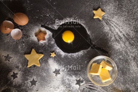 Fair Trade Photo Activity, Artistique, Astrology, Birthday, Cake, Christmas, Colour image, Cooking, Egg, Food and alimentation, Horizontal, Star