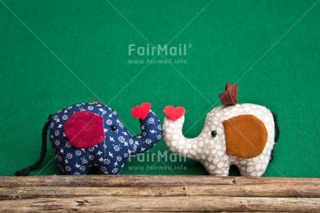 Fair Trade Photo Animals, Colour image, Couple, Elephant, Green, Heart, Love, Marriage, Peru, Red, South America, Textile, Valentines day, Wedding