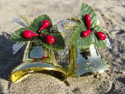 Fair Trade Photo Beach, Christmas, Christmas bell, Colour image, Day, Gold, Green, Horizontal, Outdoor, Peru, Red, South America